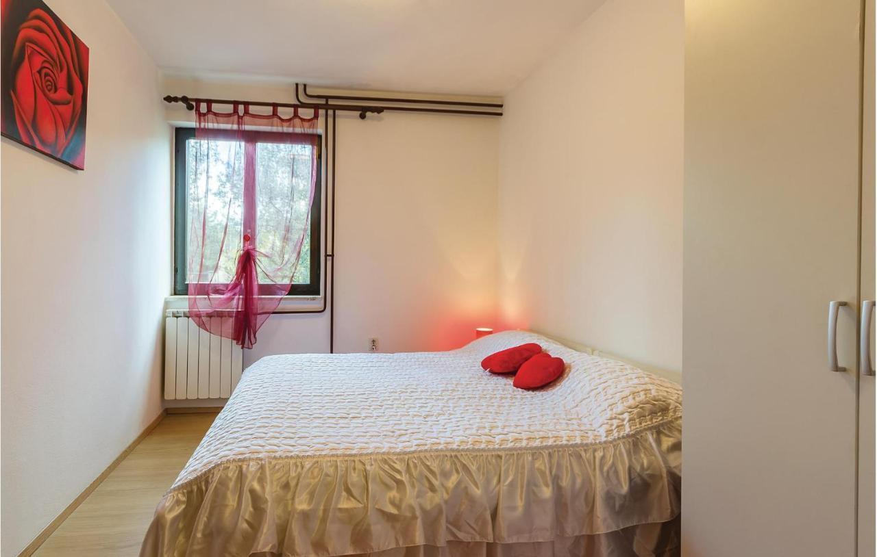 3 Bedroom Beautiful Apartment In เมดูลิน ภายนอก รูปภาพ